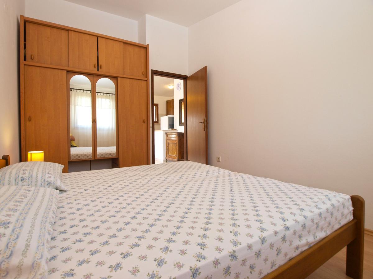Apartments Luciano 1728 Premantura Buitenkant foto
