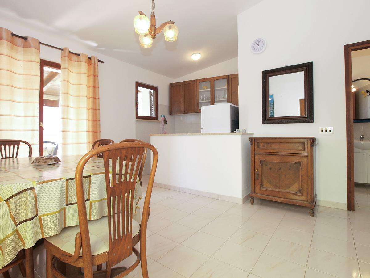 Apartments Luciano 1728 Premantura Buitenkant foto